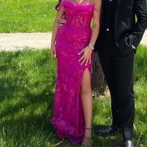 SIZE 2-4 COUTURE HOT PINK CORSET FEATHER GOWN